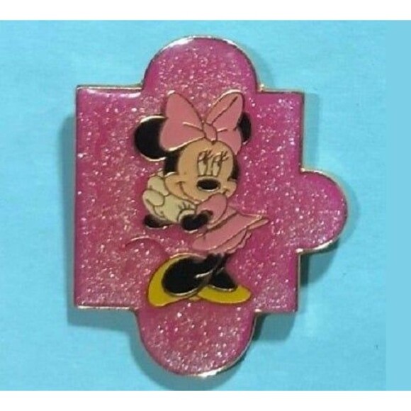 Pink Sparkle Minnie Mouse- Disney Enamel Pin - Picture 3 of 3